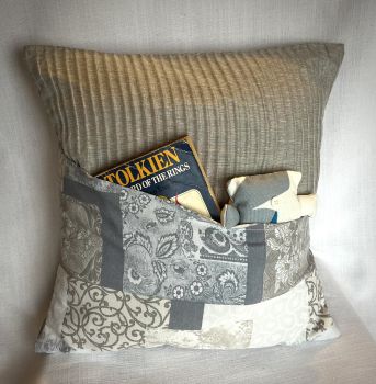 Reading cushion