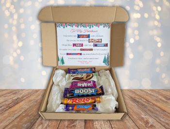 Introducing our Hairdresser Christmas Chocolate Poem Gift Box! Packed with six delicious full-sized chocolate bars, it’s the perfect way to spread holiday cheer.