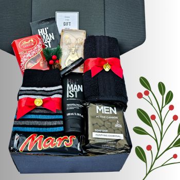 INCLUDED IN EACH BOX:
&nbsp;
1_Refreshing Face Mask
1_ Christmas Socks
1_Hand Cream
1_Chorcoral Soap Bar&nbsp;
1_Face Towel&nbsp;
1_Bottle Opener&nbsp;
1_Lindt Lindor Chocolate Truffles&nbsp;
1_Mars Chocolate Bar&nbsp;
1_Merry Christmas Greeting Card
&nbsp;
Presented in a beautiful, sturdy black box decorated with an elegant ribbon.
&nbsp;