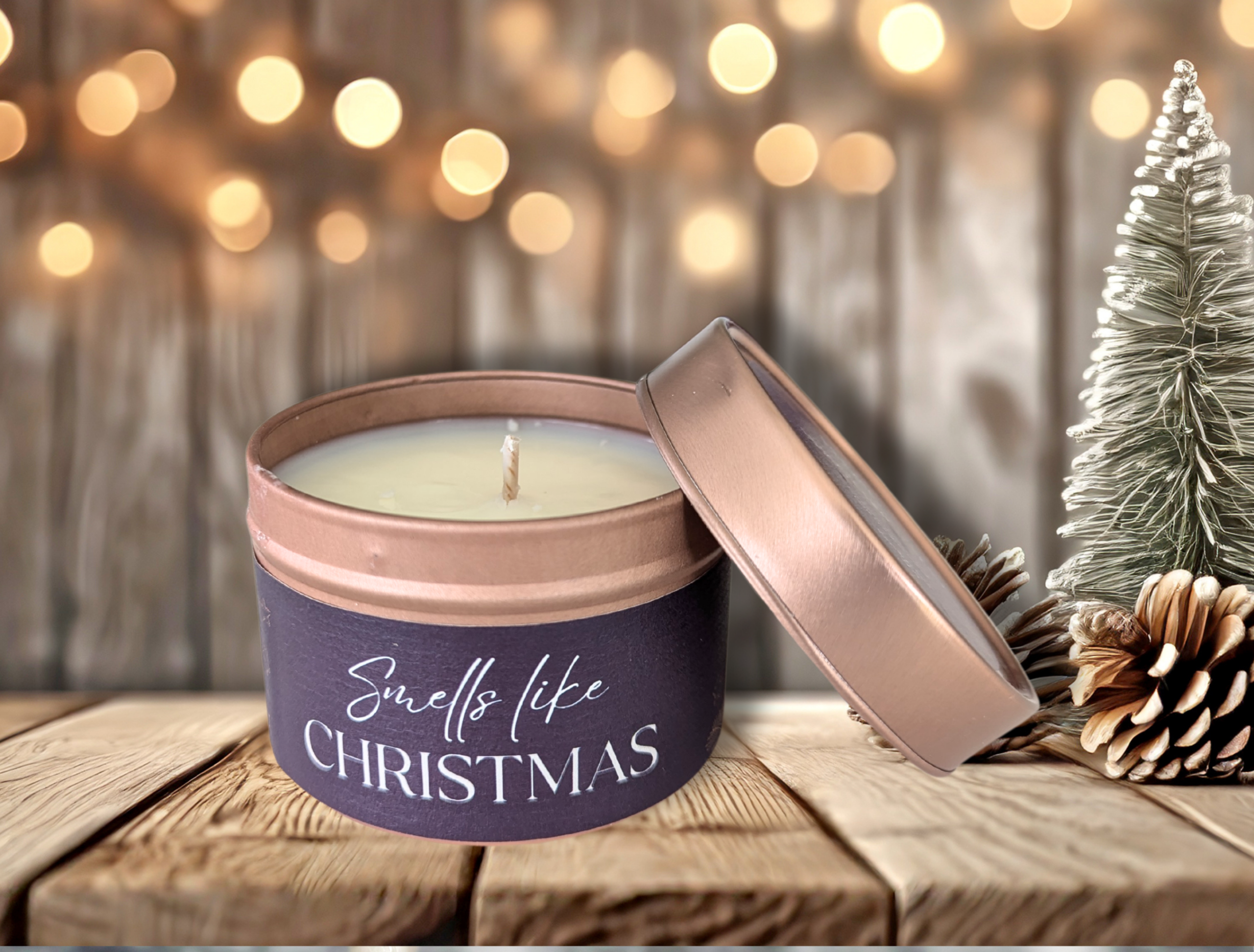 Bring the magic of the holidays to life with our Smells Like Christmas Candle. Housed in an elegant rose gold tin, this Liabelle creation wraps your senses in the nostalgic aroma of Christmas Wishes – a heartwarming blend of clove, orange, and cedarleaf. Perfect for cozy nights and festive gatherings, it offers approx. 15 hours of burn time. At 100g, it’s ideal for setting the holiday mood or as a thoughtful gift for anyone who cherishes the spirit of Christmas. Light it up, breathe it in, and let Christmas fill the air. This Christmas candle collection is new to our own brand Liabelle Burn Time: Approx 15hrs Scent: Christmas Wishes - Clove, Orange & Cedarleaf Volume: 100g