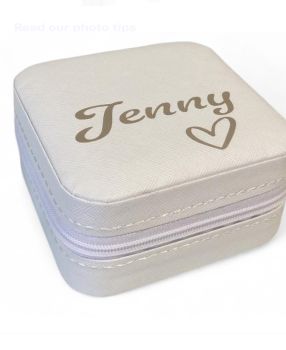 A travel friendly &amp; stylish personalised jewelery box will make a beautiful gift . Compartments for rings , pendants , earrings , necklaces.&nbsp;