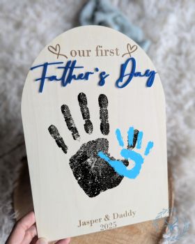 Honor the special bond between dad and child with this Personalized Father's Day Keepsake Plaque. Crafted from 3mm basswood with optional engraved or colored acrylic details, this 200mm x 285mm sign provides space for dad and baby&rsquo;s handprints&mdash;creating a timeless keepsake. A heartfelt gift for new and experienced dads alike.
