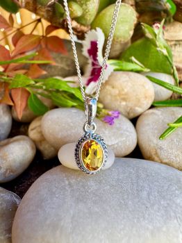 Oval cut Citrine Sterling Silver Necklace&nbsp;
Metal: Sterling Silver&nbsp;
Gem: Citrine(AAAAA)
Stone Size: 7mm x 5mm
Birthstone: November