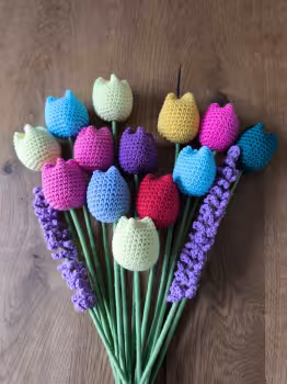 My beautiful Tulips 🌷🌷🌷🌷💐💐💐💐 aromatherapy with Lavender 🪻 🪻 🪻 so amazing smell my workplace! You can combination different colours which you likely! 🌷💐🌷🌷🌷🌷🌷🤗💙💙💙💙💜💜💜💜🤍🤍💙💜💜💛💚💙❤️💝
The price is for each!!! 
