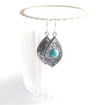 Introducing EDEN .. beautifully detailed antique silver earrings, with a resin centrepiece in turquoise. The earwires are silver plated and nickel free, suitable for sensitive ears. (there is an option for sterling silver earwires, if preferred… see below). Elevate your style with these gorgeous pieces!…They arrive in a pretty organza bag… and have free shipping!