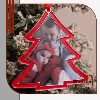 Decorate your Christmas Tree with a personalised Christmas Tree Decoration from Gifted Lane. Available in 20 different shapes including Present, Star, House, Joy, Merry Camping, Snowman, Car, Camping, Christmas Tree, Bauble, Silver Snowflake, Fireplace, HoHoHo, Circle Present, Santa Key in Gold or Silver. Another special personalised gift from Gifted Lane which can be printed with any picture or text on them and would make an ideal present for someone special this Christmas including a new born, newly wed couple and remembrance decoration or just a simple personalised Christmas gift