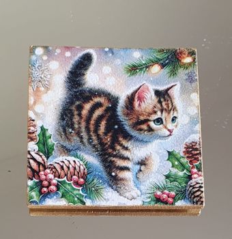 Wooden Coasters, hand pained and hand decorated with decoupage
Hear resistant protection on the top
Coaster €7
