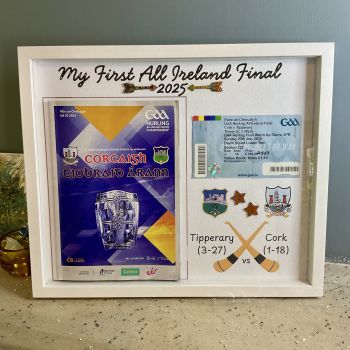 Memory display frame with personalisation.