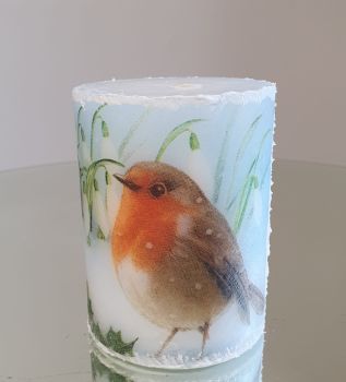 Christmas Candle nicely decorated with decoupage - Christmas motives&nbsp;
Burning up to 40 hours
Unique Gift, Perfect idea for a gift or even to keep for yourself 3D effect, luxury decorated
These candle will be perfect for decorating
Made with love by Mariyas Creations &nbsp;