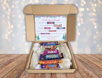 Introducing our Daughter Christmas Chocolate Poem Gift Box! Packed with 6 delicious full-sized chocolate bars, it&rsquo;s the perfect way to spread holiday cheer.