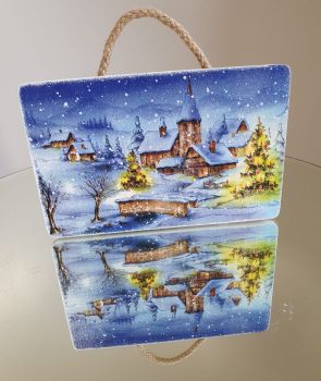 Beautiful Wooden Board nicely decorated with decoupage techniques Christmas village&nbsp;
3D snow effect&nbsp;
Unique Gift
Perfect idea for a gift or even to keep for yourself
Made with love by Mariyas Creations &nbsp;