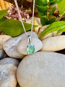 Discover elegance with our Dainty Green Kyanite Sterling Silver Necklace, a perfect addition to any jewelry collection. This exquisite piece features a genuine green kyanite gemstone, known for its balancing and healing properties.An Ireland-based business, this necklace makes great gifts for loved ones. Enjoy peace of mind with our fast delivery service, ensuring your special gift arrives promptly. Choose quality and meaning with genuine gemstone sterling silver jewelry from Silver Fountain.