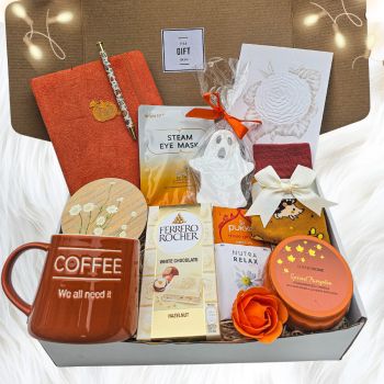 Spooky Autumn Gift Box : Cosy Gift Box
THE PERFECT GIFT FOR ANY OCCASION:
Surprise someone you love today!!! Whether you’re saying Happy Birthday, Mother’s Day, Anniversary or just to say Thanks for being you. This beautiful spa set will be a great gift to give your loved ones for any occasion or just 