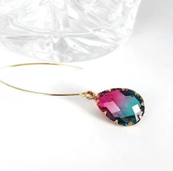 Introducing…. GABRIELLE.. beautiful bespoke earrings, created with gold framed faceted glass drops in shades of teal and deep pink… suspended from polished, stainless steel earwires in gold. The drop on these lovely pieces is approx. 6.3cm/2.4ins. They are also lightweight and comfortable to wear… Elevate your style with these gorgeous pieces! They arrive in a pretty organza bag… and have free shipping!