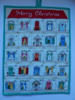 HANDMADE REUSABLE ADVENT CALENDAR.
COUNTDOWN TO CHRISTMAS DAY.
FILL THE POCKETS WITH TREATS, MESSAGES OR SMALL GIFTS.
USE YEAR AFTER YEAR.