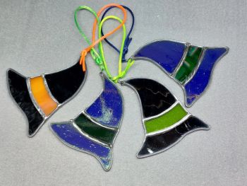 Stained Glass Decoration - Ornament, Christmas Bauble, Gift, Suncatcher, Window/Wall/tree hangings, gift, garden art
💠 Options available as pictured
💠 Allow for some color difference