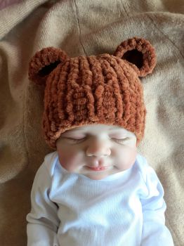 Hand knit chunky and soft&nbsp; newborn baby bear hat, available in 9 colors