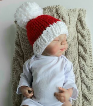 Christmas/Santa newborn baby knit beanie