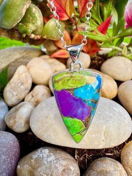 Multi Colors Copper Turquoise bezel set in Sterling Silver NecklaceMetal: Sterling SilverGem:&nbsp;Multi Copper TurquoiseStone Size: 28mm x 18mm