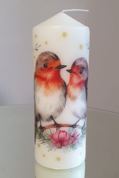 Beautiful Pilar Candle decorated with decoupage techniques Snowman
This candles measures 15 cm height, diameter 7.5cm, burning time 70+ hours
Unique Gift, Perfect idea for a gift or even to keep for yourself
These candles will be perfect for decorating.
Two Dofferenr desines on the candle, 3D snow effect&nbsp;
Made with love by Mariyas Creations
&nbsp;