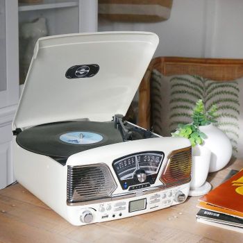 
Retro 3-speed record player with Bluetooth
CD player
FM radio
MP3 playback
Live recording
Flip stylus and remote control.
Available in 3 vintage colours.

&nbsp;
