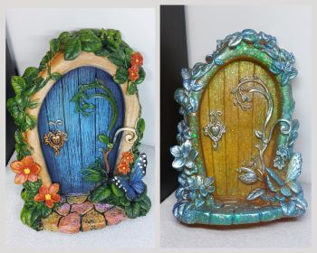 XL Fairy Door with Butterfly - 16.5cm - Ready 2 Go &amp; Custom Made - Ornaments 4 Outdoors Magic Pixy Dust Villa Enchanted Forest Wicca Fae
🍄 Made with resin, polyurethane dye, mica powders and acrylic paint.
🍄 Available as: Custom Made or Ready to go
This magical Fairy door is ideal for anyone who wants to let a little magic into their home.&nbsp;
16.5cm of a intricate vines, flowers, and a butterfly perched on the greenery.
The door has a wooden arch-effect frame and has a base of cobblestones.
Would look beautiful against any wall or skirting board.
✨ Allow for some color difference
&nbsp;
&nbsp;