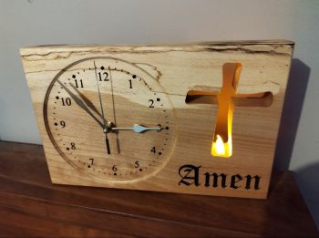 Religious Beech Clock with battery tealight&nbsp;