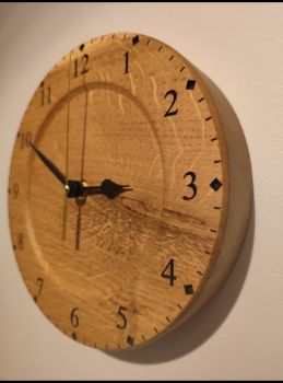 Oak clocks 200mm diameter x 35mm thickness (2 options)