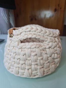 Small Basket with handles