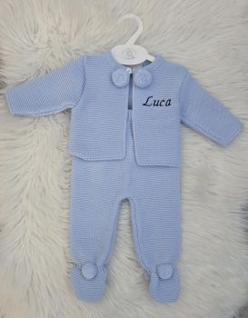 Our 2 piece spanish knitted sets come with trouser and top , name is embroidered on front in colour of your choice .
Sets come in 4 colours , Blue, Pink, Beige, White&nbsp;