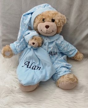 Teddy bear and matching comforter&nbsp;