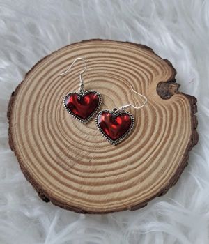 Beautiful heart earrings ❤️