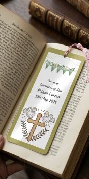 Fully customisable bookmark for children.
