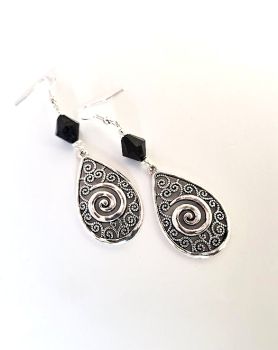 Gorgeous antique silver filigree earrings, handmade in Ireland with quality materials.&nbsp; &nbsp;Lightweight and comfortable to wear, and suitable for day or evening wear.&nbsp; &nbsp;Great for gifting, or for a personal treat!&nbsp;&nbsp;