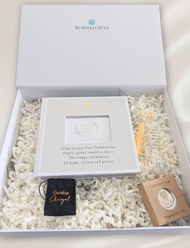 Celebrate their special day with our beautiful&nbsp;Communion Gift Box, a thoughtful keepsake they can treasure for years to come. Presented in a premium white magnetic gift box with&nbsp;First Holy Communion&nbsp;wording on the cover, this meaningful set is a lovely way to mark such an important occasion.
&nbsp;