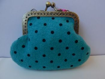 SMALL COIN PURSE. HANDMADE IN IRELAND. GIFT BOXED.