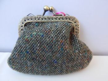 SMALL COIN PURSE. HANDMADE IN IRELAND. GIFT BOXED.