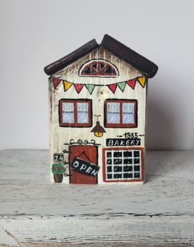 Beautiful handcrafted tiny wooden house, hand-painted with acrylic colours and varnish!