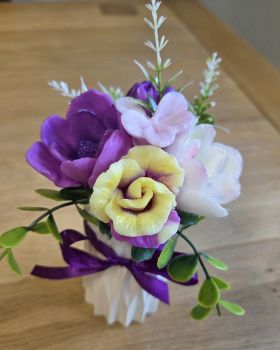 🌸 Handmade Scented Soap Flower Bouquet 🌸
A stunning arrangement in elegant shades of purple, carefully handcrafted to create a gift that&rsquo;s both beautiful and long-lasting.
💙 Delicately scented soap flowers
💙 Stylish and unique design
💙&nbsp; Tag option available
Add a personal touch with a tag that reads:
✨ &ldquo;Thank you for helping me grow&rdquo; ✨
🎁 The perfect gift for teachers, mentors, or anyone you appreciate.