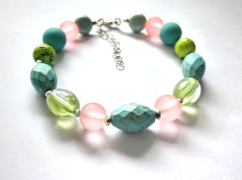 A lovely handmade bracelet in gorgeous summer colours, light and easy to wear... perfect for gifting or a personal treat!&nbsp;