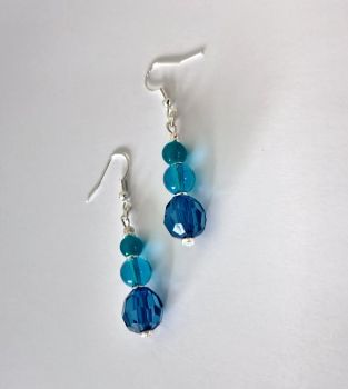 &nbsp;gorgeous acrylic and glass beaded earrings are perfect for summer! Suspended from silver plated, nickel free ear hooks, lightweight and comfortable to wear. Great for gifting or a personal treat!&nbsp;&nbsp;