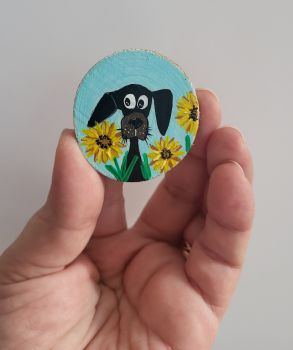 Unique and quirky, this handmade wooden magnet is perfect for your home or as a special gift! Approx. 4/4 cm!