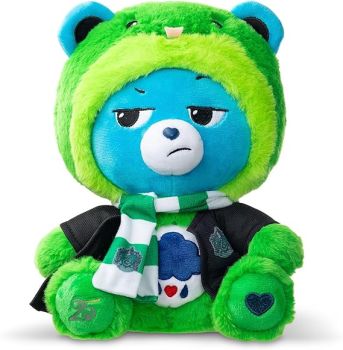 Bring some Slytherin magic home with the Care Bears x Harry Potter Grumpy Bear 30cm Hoodie Plush. Featuring a Slytherin-inspired outfit, serpent hoodie and Harry Potter 25th Anniversary details, it's perfect for fans and collectors.