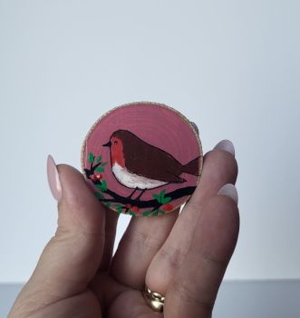 Miniature robin art, hand-painted with acrylic, perfect for your fridge or as a special gift. Approx. 4.5/4.5 cm.