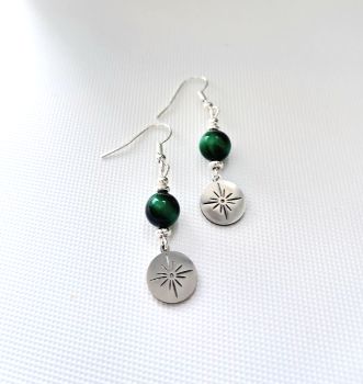 Add some elegance to your look with these gorgeous, natural tigers eye sunburst earrings!&nbsp; Nickel free ear hooks, and free shipping!