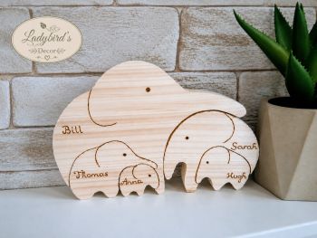 Celebrate your unique family bond with this beautiful, handmade wooden elephant family puzzle. Customised to match your own family size, each freestanding ornament features hand-burned names in chronological order, making it a timeless keepsake for your home.
⚠️ SAFETY NOTICE: This product is designed as a home decor item only. It is NOT a toy and is NOT suitable for children to play with.