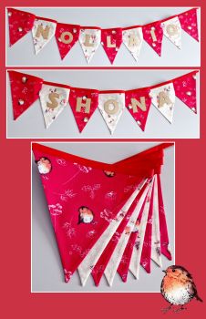 Beautiful Nollaig Shona Bunting.
Two strings. Each flag measures approximately 20 x 20cm. &nbsp;