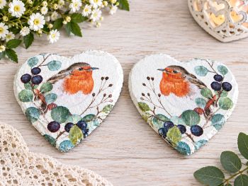 🌿 Handmade Real Stone Coasters &ndash; Robin Collection 🐦❤️ Beautiful real stone coasters, individually hand-painted and decorated with decoupage, featuring charming robin and botanical designs. ✨ Each piece is unique and handmade with care 🌿 Natural real stone with a rustic, textured finish 🎨 Hand-painted and hand-decorated using decoupage 🐦 Beautiful robin designs &ndash; perfect for autumn, winter and Christmas d&eacute;cor 🎁 A lovely handmade gift or a special addition to your home Available as individual coasters or sets.
Size 10/10cm
Heat resistant finished 
&nbsp; &nbsp;