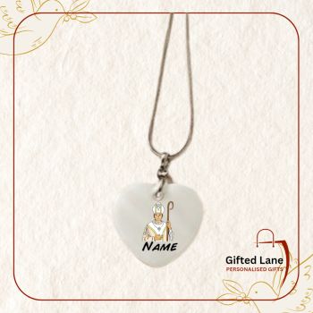 Personalised Confirmation Real Shell Charm Chain is a personalised gift accessory for a special day and a keepsake of a special day. They are available in Heart, Diamond, Oval or Rectangle shaped. They can be personalised with a picture and with a date or name on them. Another special personalised gift from Gifted Lane&nbsp;