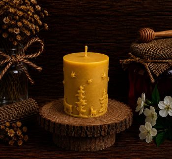 Christmas Day Candle: Celebrate the holiday season with this beautiful Christmas Day candle. Made from pure beeswax, this candle has a natural honey scent and provides a warm, comforting glow. Its long-lasting burn time ensures that you can enjoy the ambiance it provides for hours on end. Unlike traditional paraffin candles, beeswax candles release negative ions when burned, helping to purify the air and improve air quality in your home. The natural and eco-friendly nature of this candle makes it the perfect addition to your holiday decor, and a great gift for loved ones. Spread joy and cheer with this festive Christmas Day candle.
Christmas Day Candle
Size 60mm X 50mm
Weight 115g